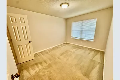 11638 Highland Meadow Drive, Houston, TX 77089 - Photo 10