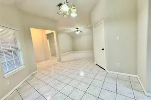 11638 Highland Meadow Dr, Houston, TX 77089 - Photo 6