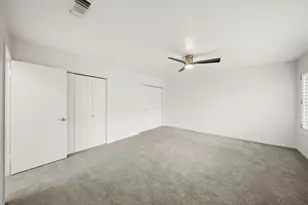 11 Litchfield Ln, Houston, TX 77024 - Photo 16