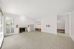 11 Litchfield Ln, Houston, TX 77024 - Photo 6