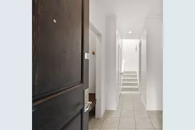 11 Litchfield Lane, Houston, TX 77024 - Photo 2
