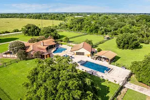 1226 County Rd 45, Angleton, TX 77515 - Photo 1