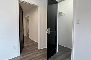 229 Neyland St, Houston, TX 77022 - Photo 4