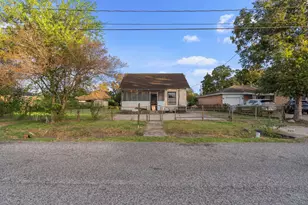 9429 E Avenue H, Houston, TX 77012 - Photo 4