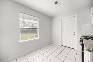 6711 Schiller St, Houston, TX 77055 - Photo 10