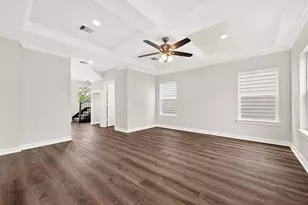 422 4th St, Beasley, TX 77417 - Photo 8