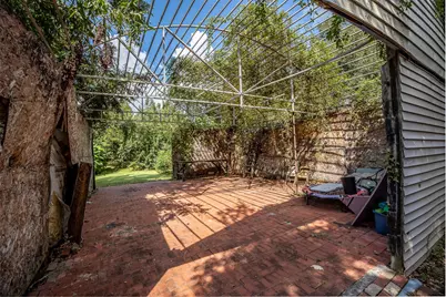 110 S 9th Street, Highlands, TX 77562 - Photo 6