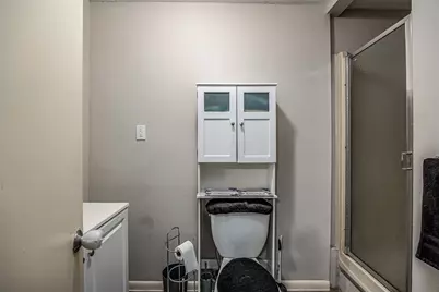 110 S 9th Street, Highlands, TX 77562 - Photo 24
