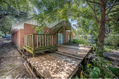 110 S 9th Street, Highlands, TX 77562 - Photo 10
