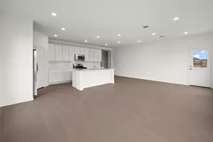 2502 Peacock Ore Dr, Rosharon, TX 77583 - Photo 4