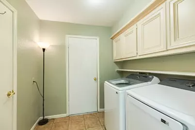 101 Huckleberry Drive, Lake Jackson, TX 77566 - Photo 20