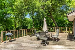 101 Huckleberry Dr, Lake Jackson, TX 77566 - Photo 30