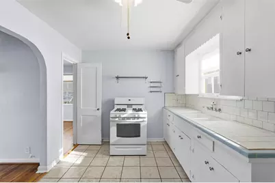 2223-1/2 Singleton Street, Houston, TX 77008 - Photo 6