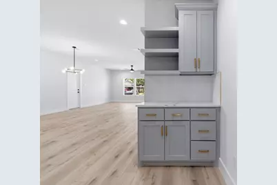 7040 Kinney Street, Houston, TX 77087 - Photo 4