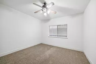 330 Gregg St, Houston, TX 77020 - Photo 6