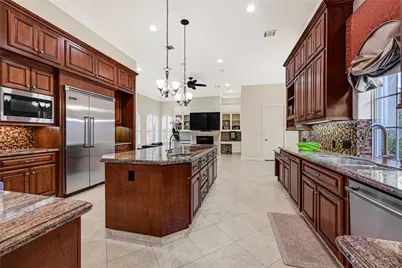3 Waterford Pointe Circle, Sugar Land, TX 77479 - Photo 20