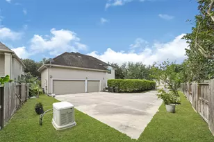 3 Waterford Pointe Cir, Sugar Land, TX 77479 - Photo 46