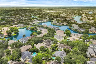 3 Waterford Pointe Cir, Sugar Land, TX 77479 - Photo 48