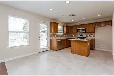 8438 Resada Park Lane, Richmond, TX 77407 - Photo 12