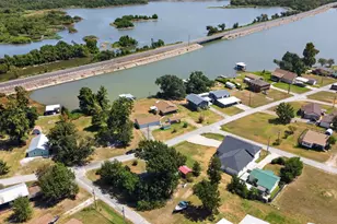 281 Lakeshore N, Onalaska, TX 77360 - Photo 42