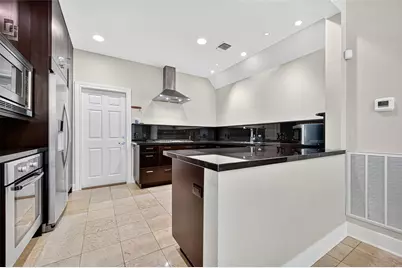 3027 Bissonnet Street, Houston, TX 77005 - Photo 12