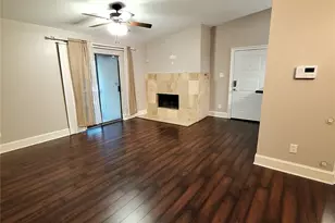 2425 Augusta Dr, Houston, TX 77057 - Photo 2