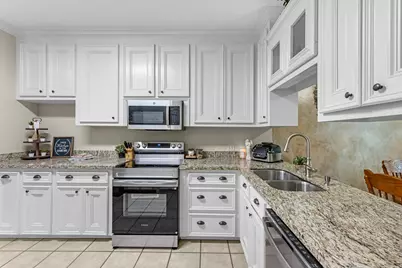 205 Mohawk Lane, Wallisville, TX 77597 - Photo 10