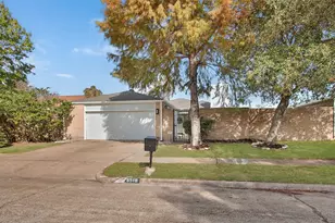 8518 Furlong Ln, Houston, TX 77071 - Photo 2