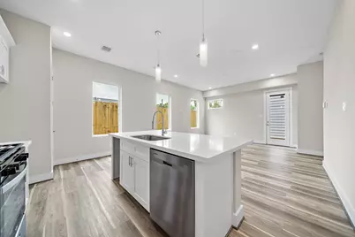 7510 Sandle Street, Houston, TX 77088 - Photo 8