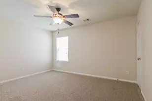 14522 Round Mountain Dr, Houston, TX 77090 - Photo 28