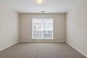 14522 Round Mountain Dr, Houston, TX 77090 - Photo 24