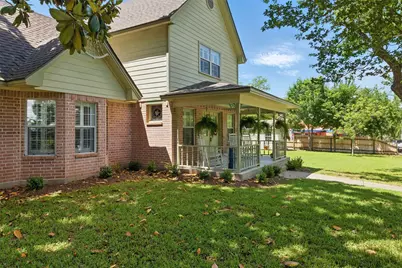 407 W Main Street, Brenham, TX 77833 - Photo 6