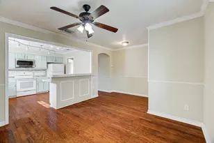 7515 Shoshone Dr, Baytown, TX 77521 - Photo 8