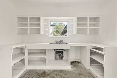 1202 N Roberson Street, Conroe, TX 77301 - Photo 14