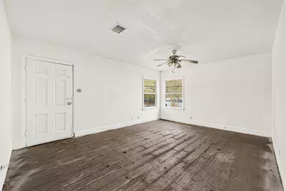 1202 N Roberson Street, Conroe, TX 77301 - Photo 8
