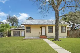 1202 N Roberson St, Conroe, TX 77301 - Photo 46