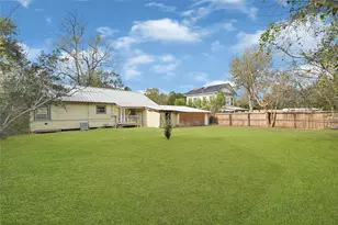 1202 N Roberson St, Conroe, TX 77301 - Photo 38