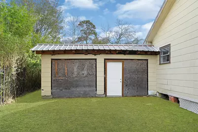 1202 N Roberson Street, Conroe, TX 77301 - Photo 44