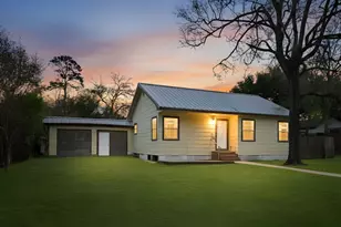 1202 N Roberson St, Conroe, TX 77301 - Photo 1