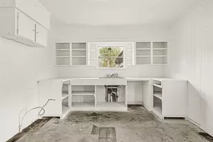 1202 N Roberson St, Conroe, TX 77301 - Photo 2