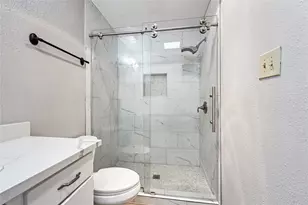 800 Post Oak Blvd, Houston, TX 77056 - Photo 14