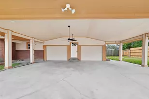 807 Ruth St, Baytown, TX 77520 - Photo 16