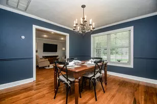 1070 W 43rd St, Houston, TX 77018 - Photo 8