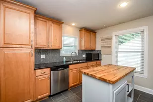 1070 W 43rd St, Houston, TX 77018 - Photo 10