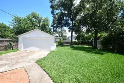 1070 W 43rd Street, Houston, TX 77018 - Photo 30