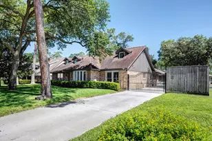 12302 Beauregard Dr, Houston, TX 77024 - Photo 30
