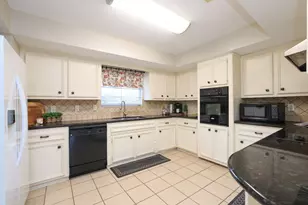 22010 Buescher Rd, Tomball, TX 77377 - Photo 8