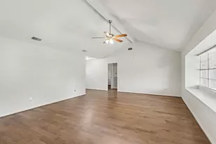 16422 Hibiscus Ln, Friendswood, TX 77546 - Photo 8