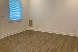 10209 Las Nubes Ave, Houston, TX 77075 - Photo 8