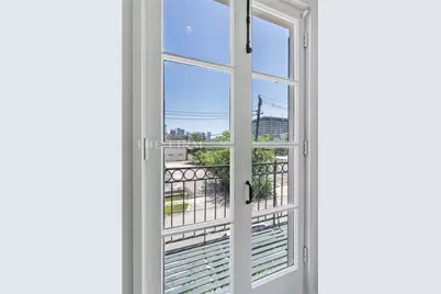 3401 Louisiana #205, Houston, TX 77002 - Photo 10